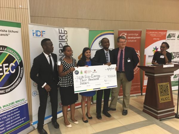 Smart Villages and CDI award winners of the 2016 Energy Innovation Challenge for East Africa 