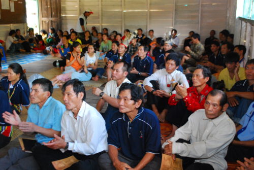 A community meeting in Long Lamai